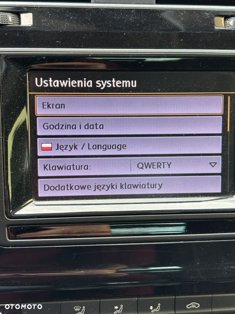 Volkswagen Golf - 22