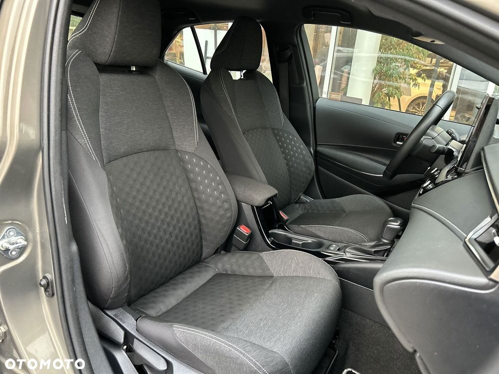 Toyota Corolla 1.8 Hybrid Comfort - 10