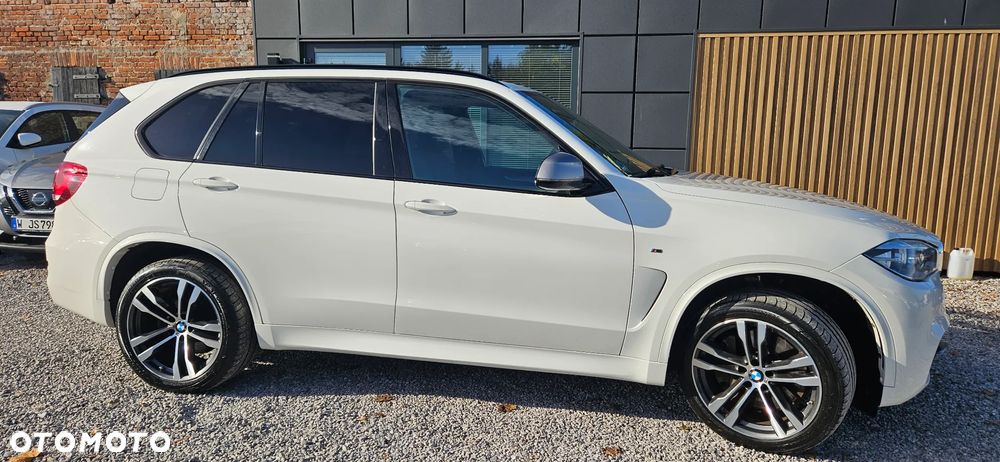 BMW X5 M M50d Sport-Aut - 17