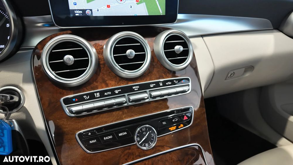 Mercedes-Benz C 250 (BlueTEC) d 7G-TRONIC - 32