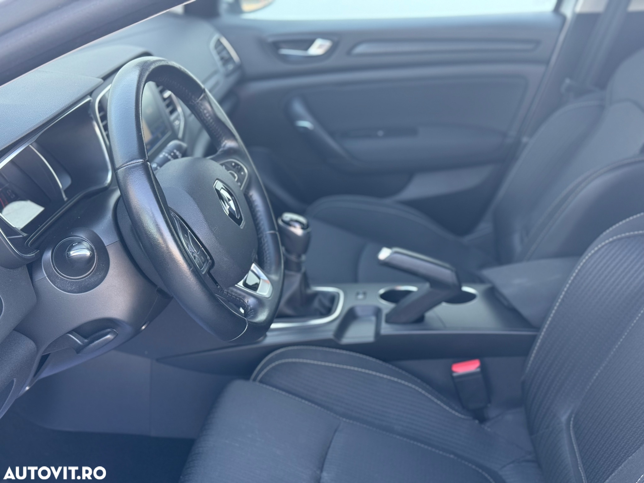 Renault Megane Energy dCi Intens - 11