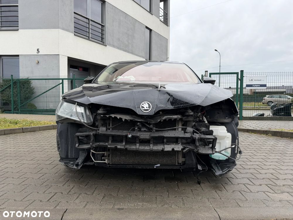 Skoda Superb 2.0 TDI 4x4 L&K DSG - 8