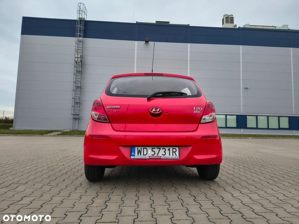Hyundai I20 2013 photo 4