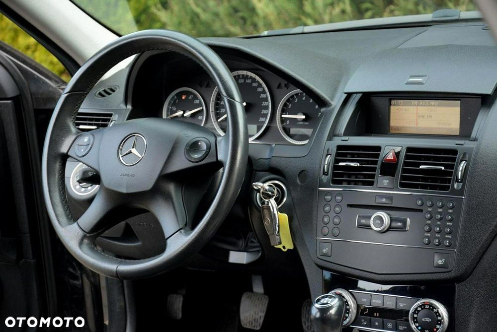 Mercedes-Benz Klasa C 180 Kompressor Elegance - 24