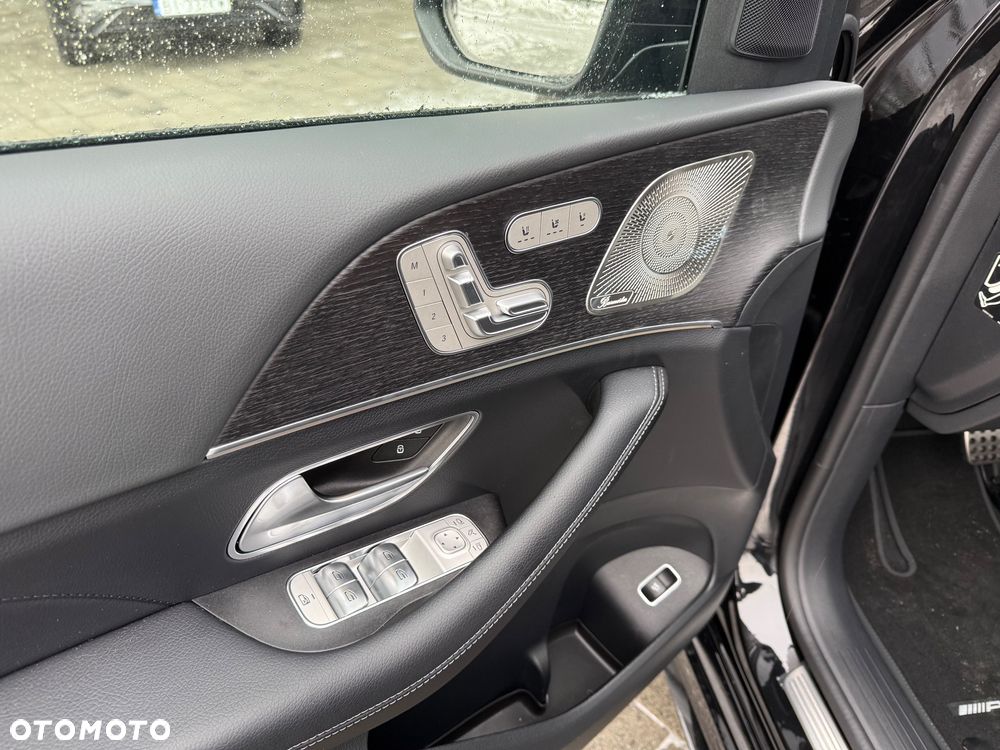 Mercedes-Benz GLS - 14