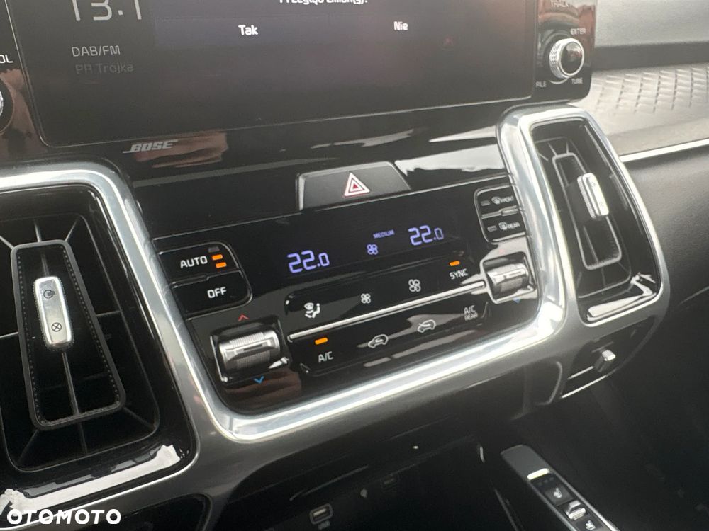 Kia Sorento 2.2 CRDi Prestige Line AWD DCT 7os - 33