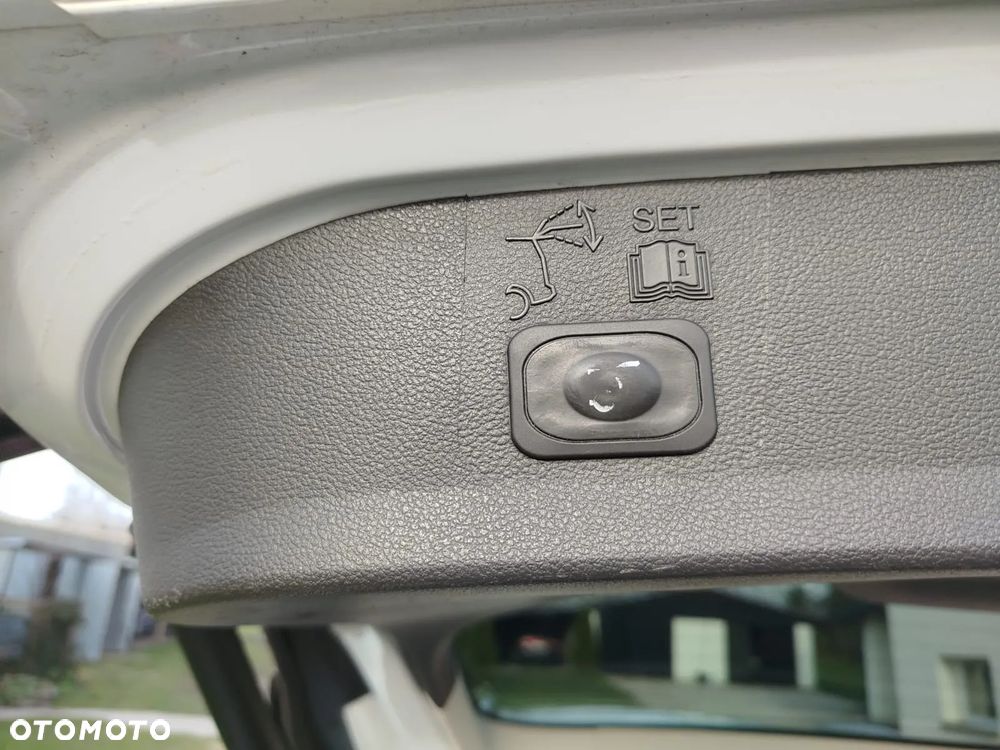 Ford Kuga 2.0 TDCi 4x4 Individual - 16