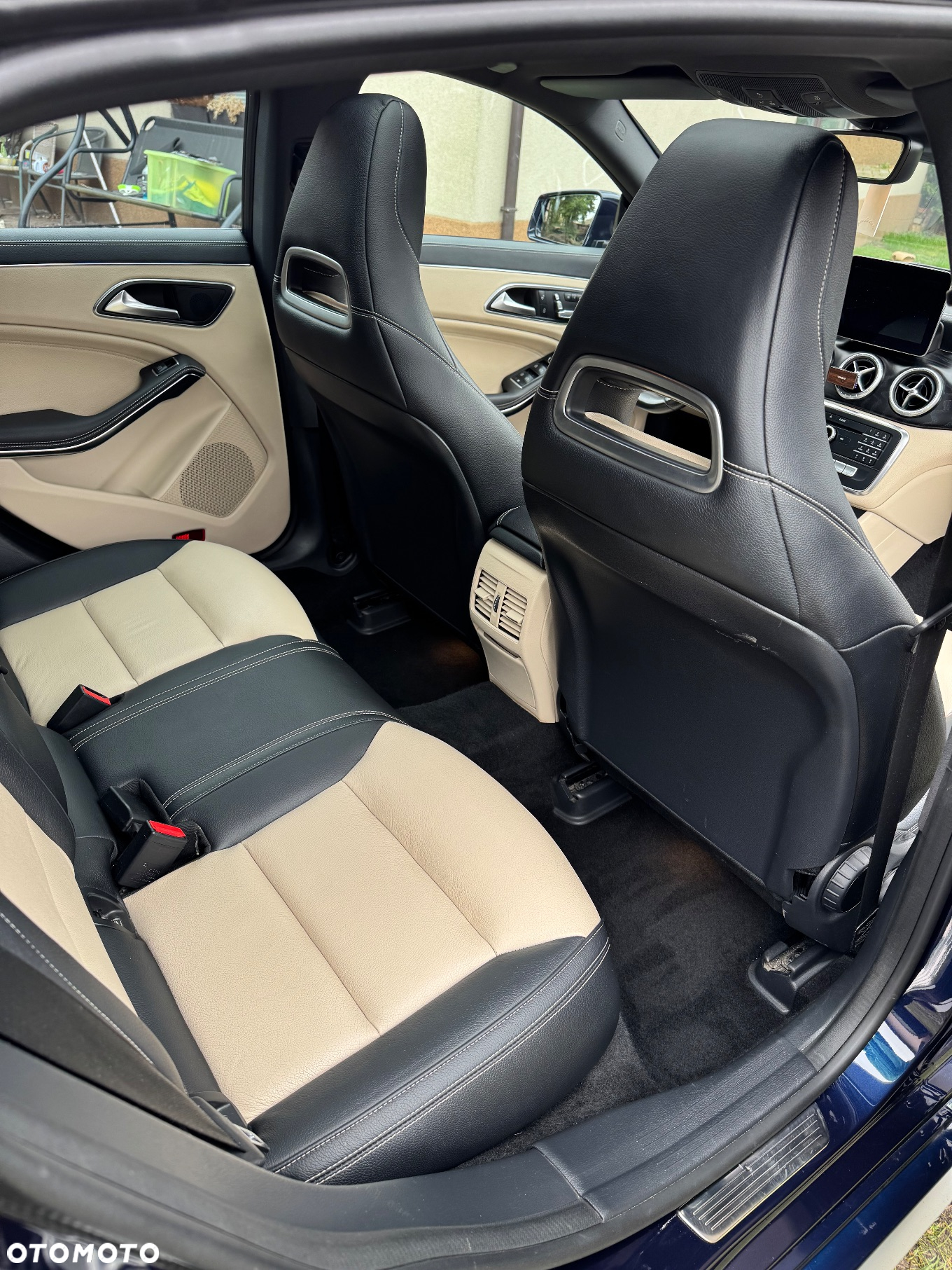 Mercedes-Benz CLA 250 7G-DCT AMG Line - 15