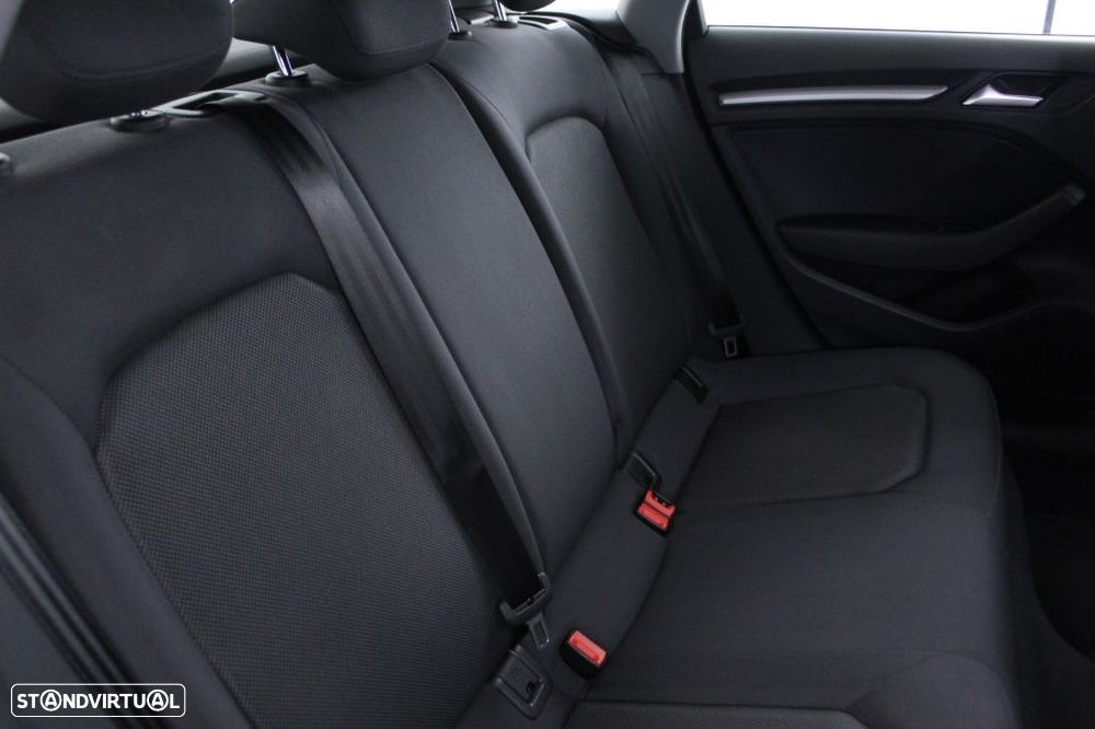 Audi A3 Sportback 30 TDI - 15