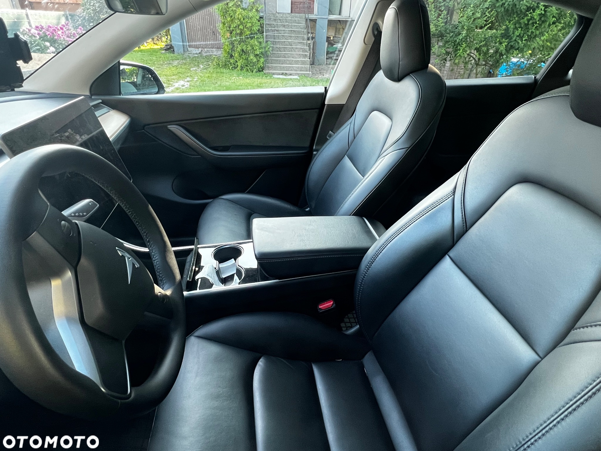 Tesla Y Model Long Range Dual Motor AWD - 4