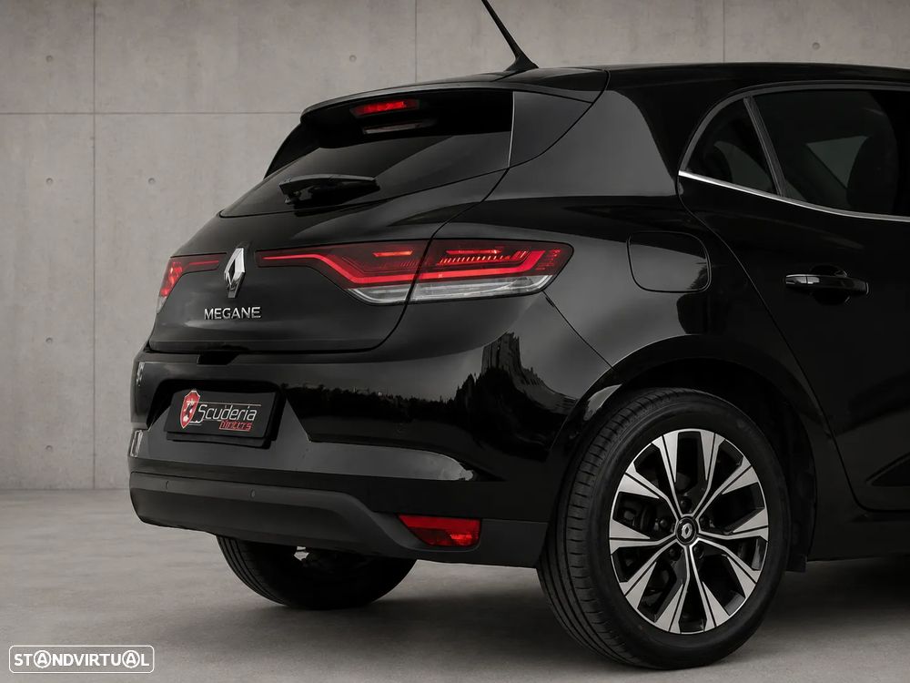 Renault Mégane 1.5 Blue dCi Limited C/PM+Pneu - 17
