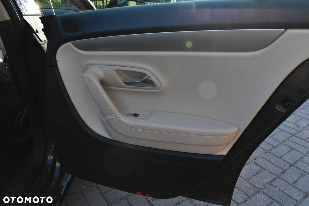 Volkswagen CC - 20