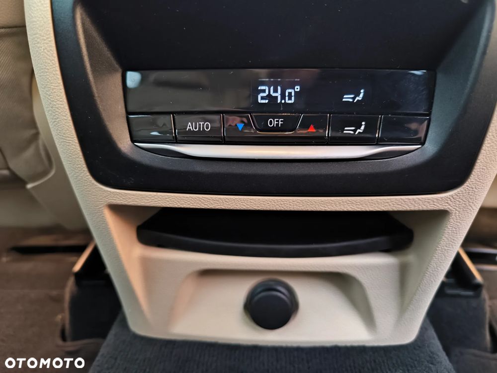 BMW X3 xDrive20d - 12