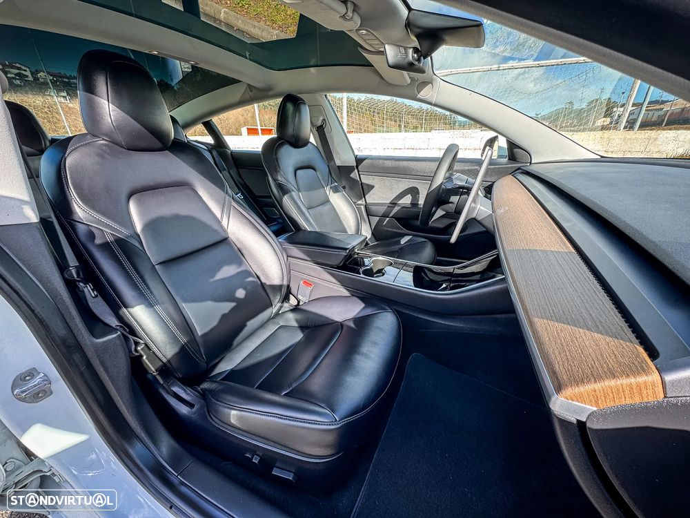 Tesla Model 3 Standard Range Plus RWD - 14