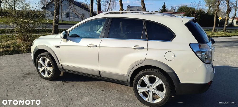 Chevrolet Captiva 2.2 D LTZ - 3