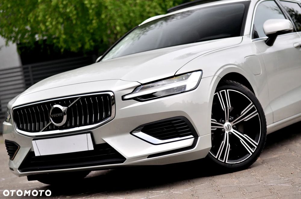 Volvo V60 T6 AWD Recharge Geartronic Inscription - 1