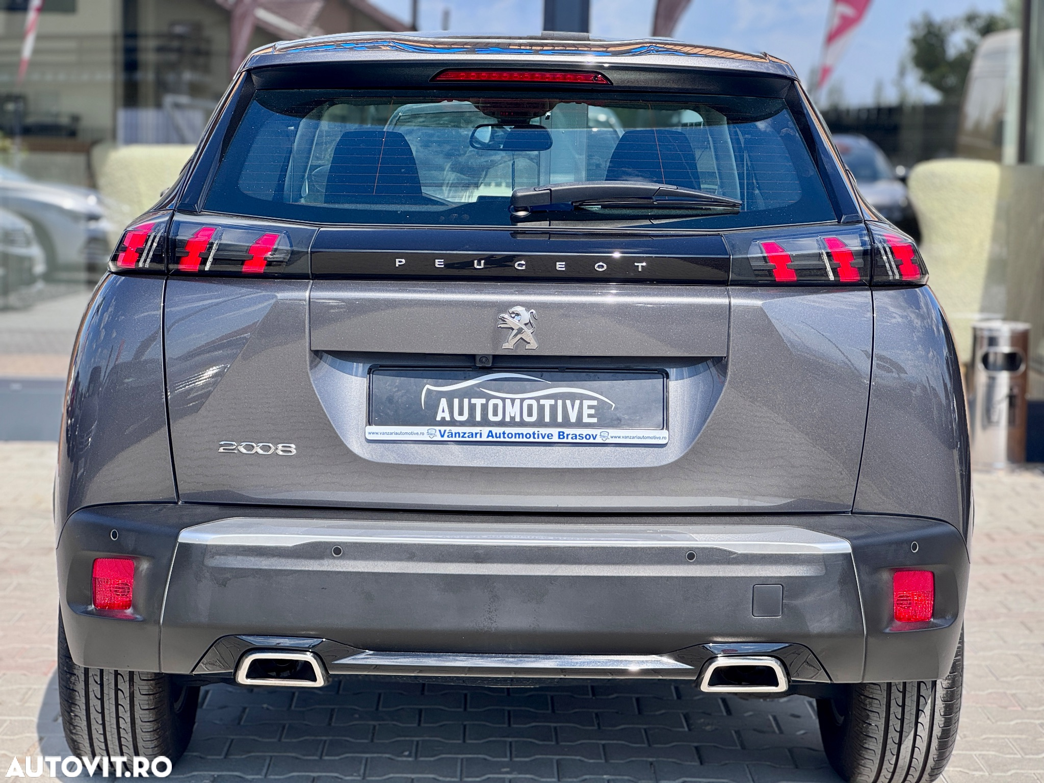 Peugeot 2008 1.2 L PureTech STT EAT8 Active - 3