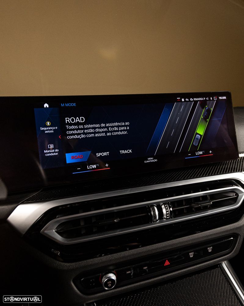 BMW M3 Competition xDrive - 38