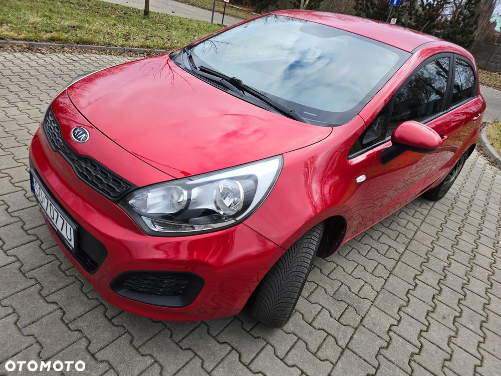 Kia Rio - 31
