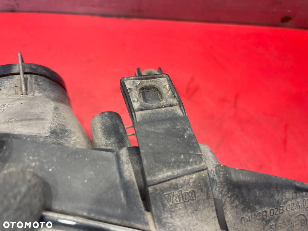 Lampa przednia prawa VW Golf 4 - 5