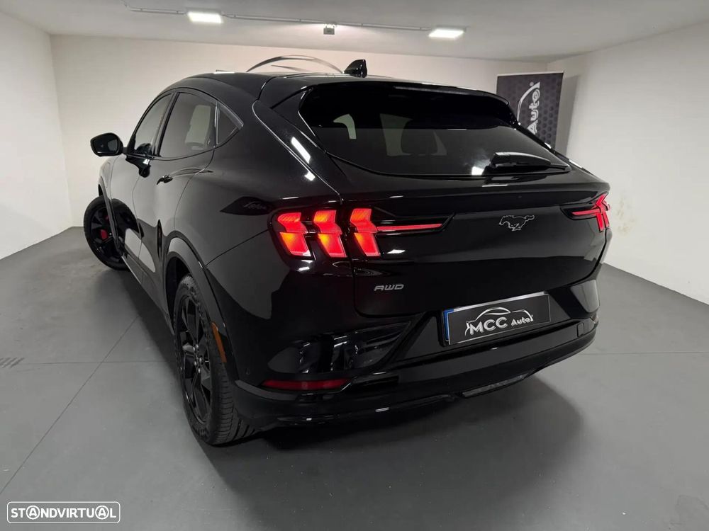 Ford Mustang Mach-E 98.7 kWh Premium AWD - 10