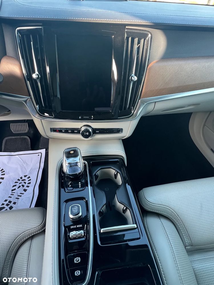 Volvo V90 - 24