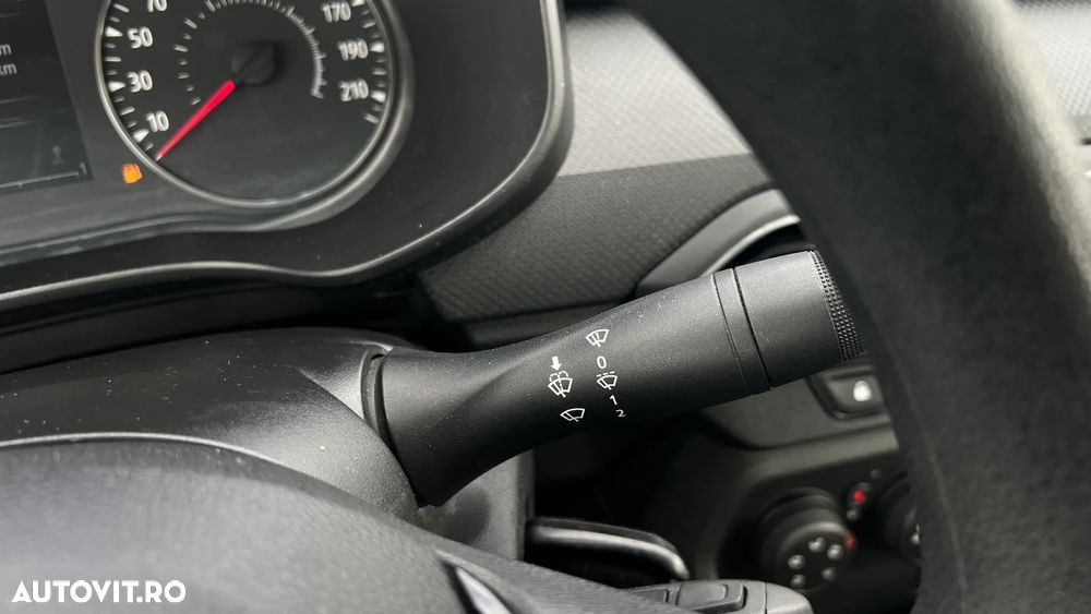 Dacia Logan TCe 90 MT6 Comfort - 18