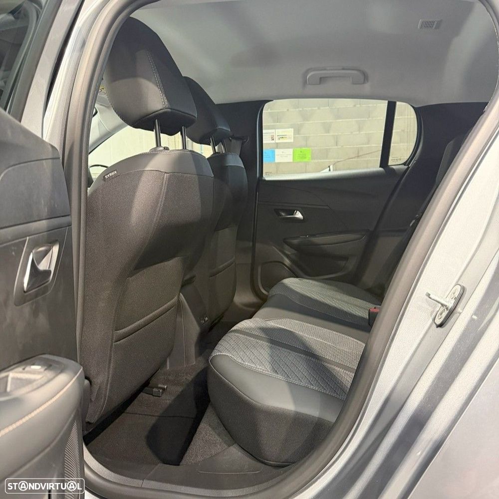 Peugeot 208 1.2 PureTech Allure - 14