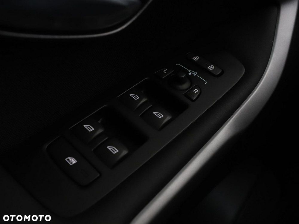 Volvo V40 Cross Country D2 - 32