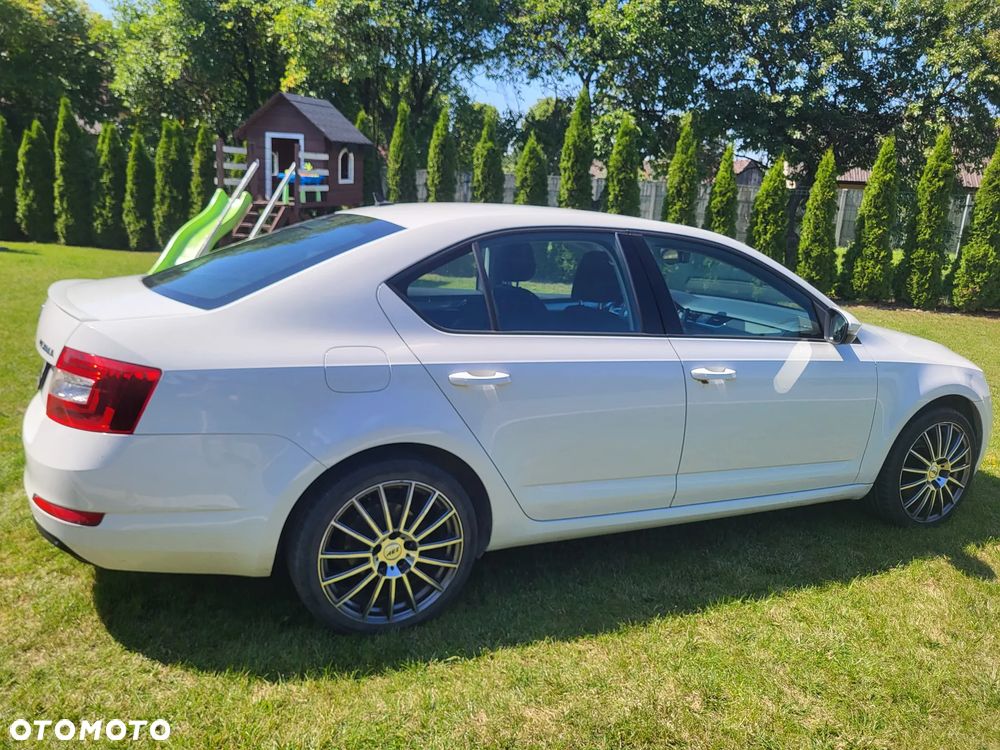 Skoda Octavia 1.8 TSI Elegance DSG - 6