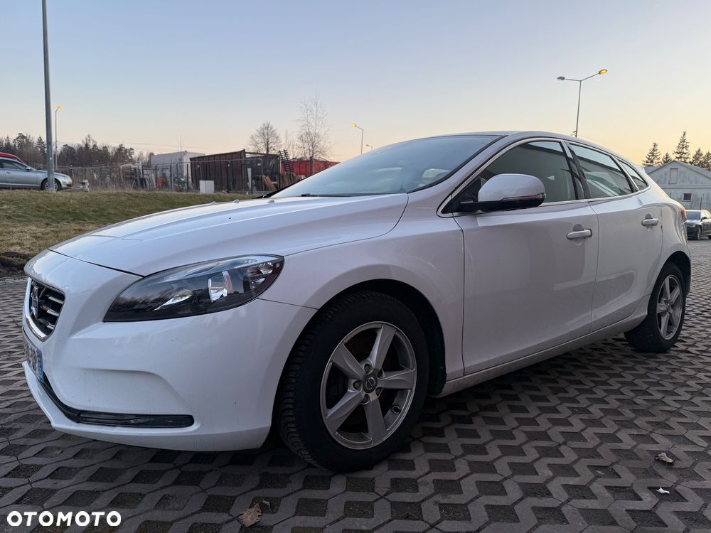 Volvo V40 - 14