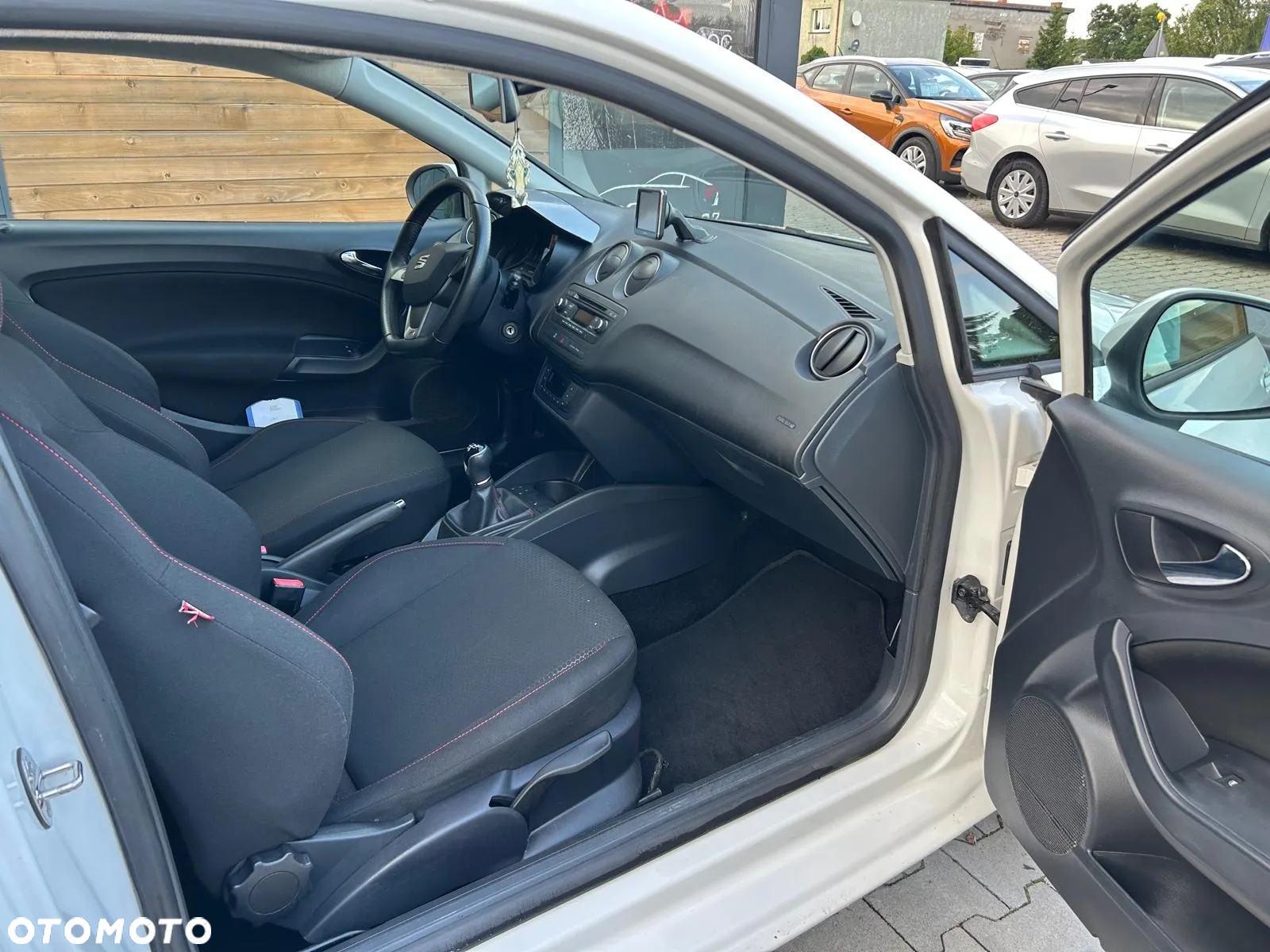 Seat Ibiza ST 1.2 TSI CONNECT - 26
