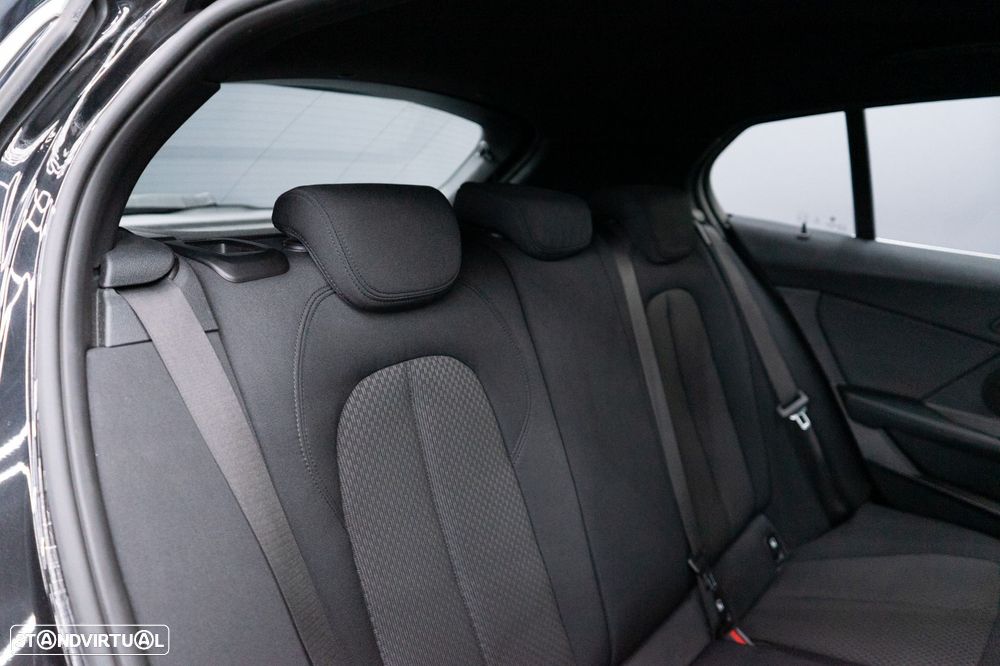 BMW 116 d Aut. Sport Line - 47