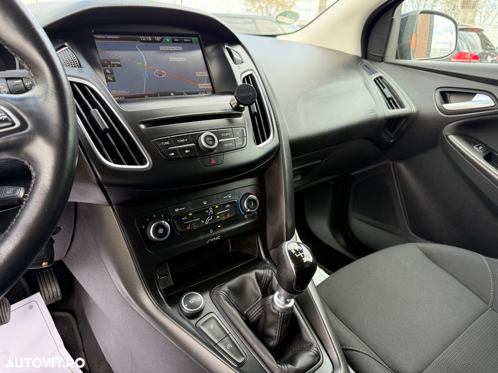 Ford Focus 1.5 TDCi DPF Start-Stopp-System Titanium - 18