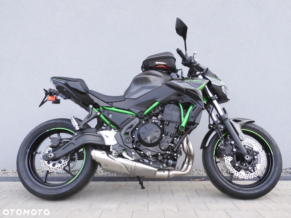 Kawasaki Z 650 - 16