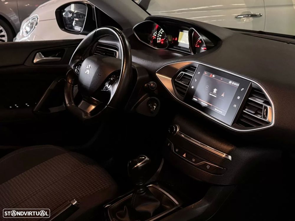 Peugeot 308 SW 1.5 BlueHDi Style J17 - 34