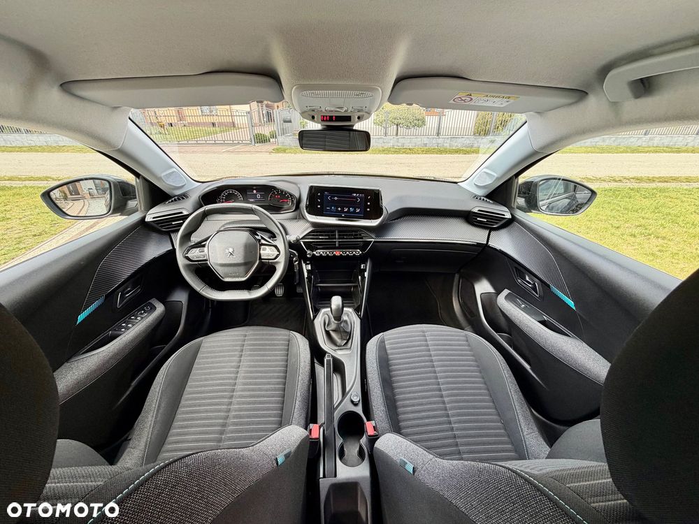 Peugeot 208 - 9