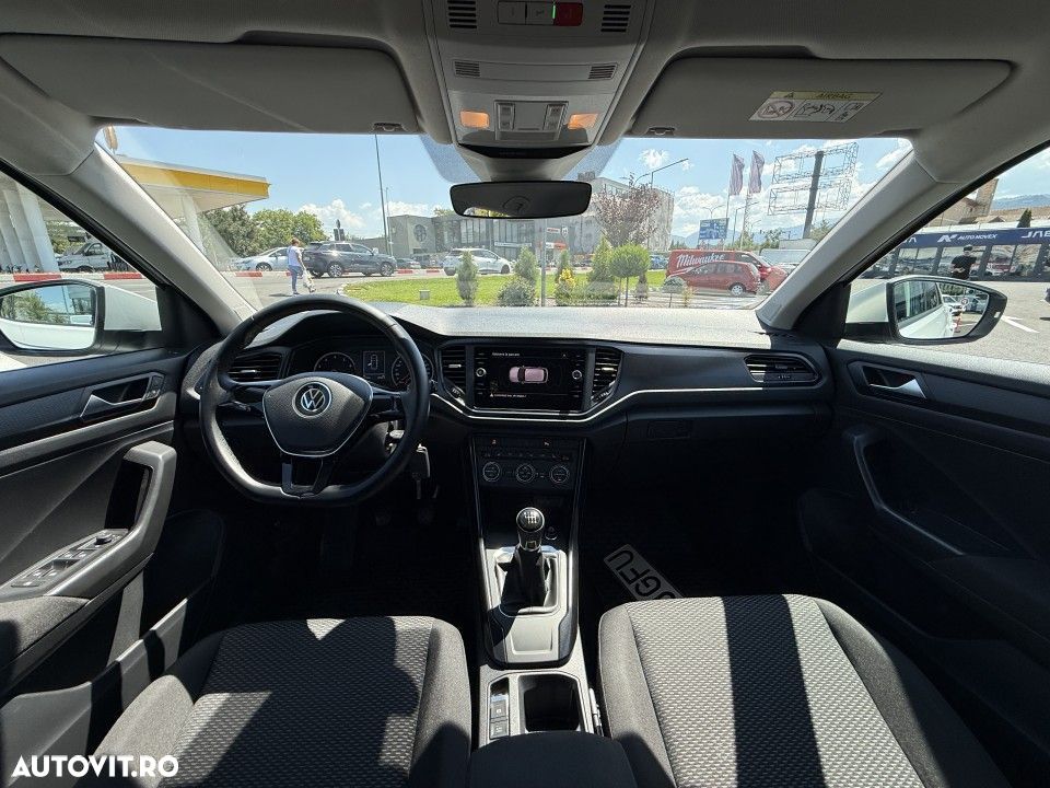 Volkswagen T-Roc 1.0 TSI Base - 12