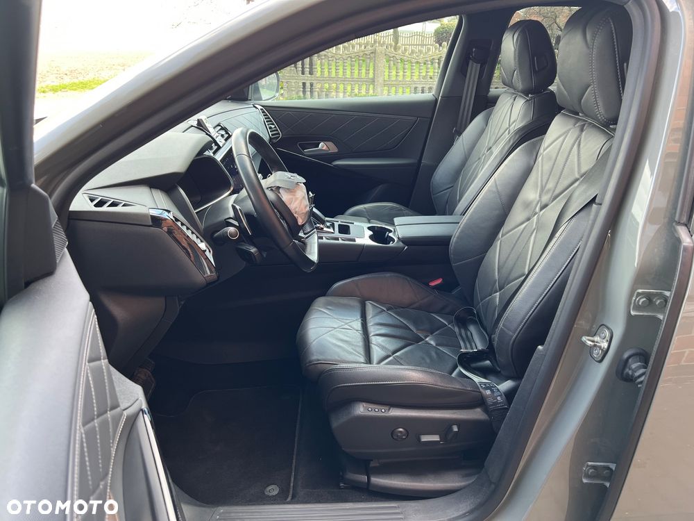 DS Automobiles DS 7 Crossback - 31