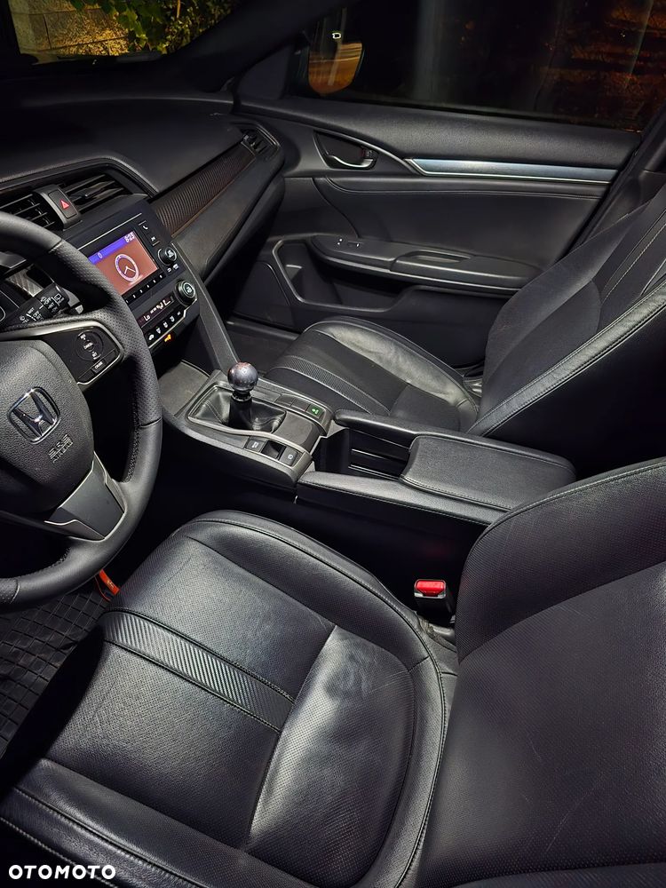 Honda Civic 1.5 i-VTEC Turbo Sport - 2