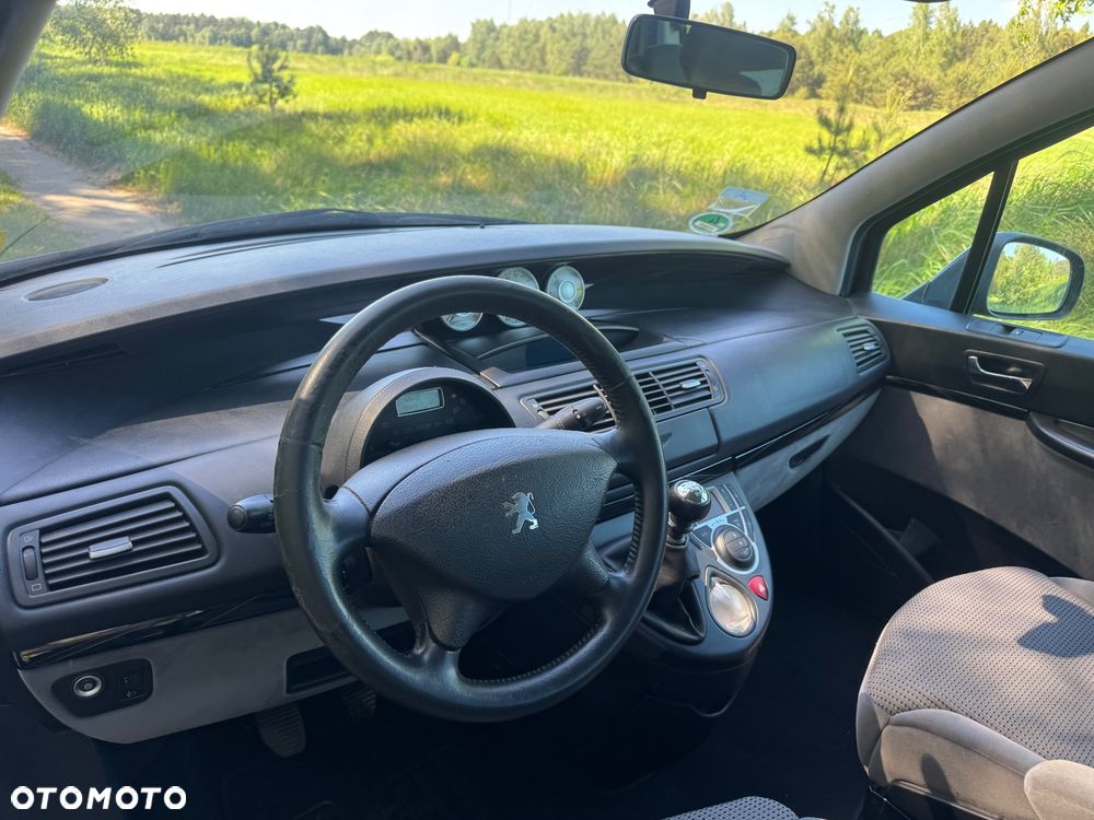 Peugeot 807 HDi 135 Style - 15