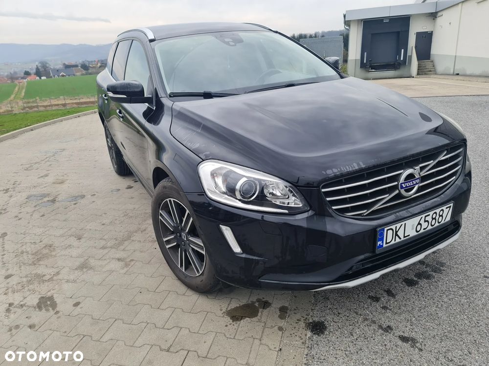 Volvo Xc60 2017 photo 2