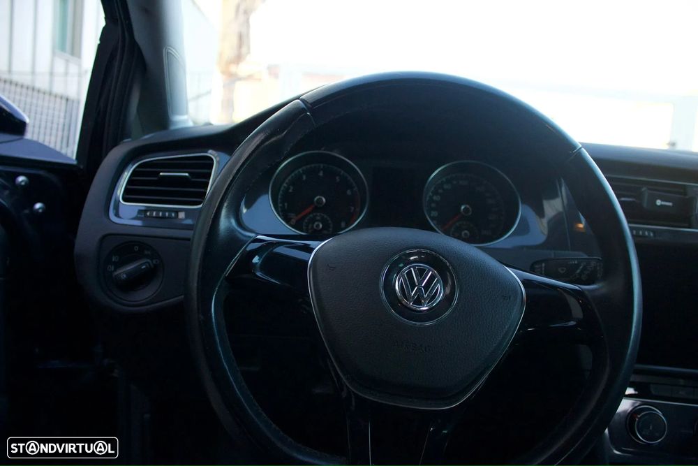 VW Golf 1.0 TSI BlueMotion DSG Trendline - 10