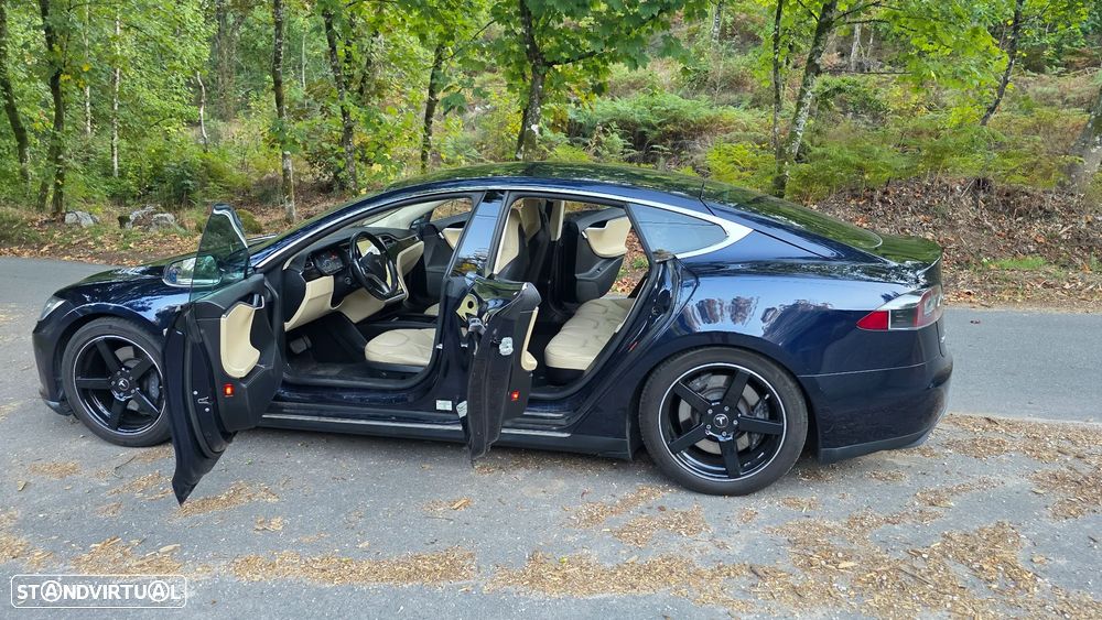Tesla Model S 85 Perfomance - 25