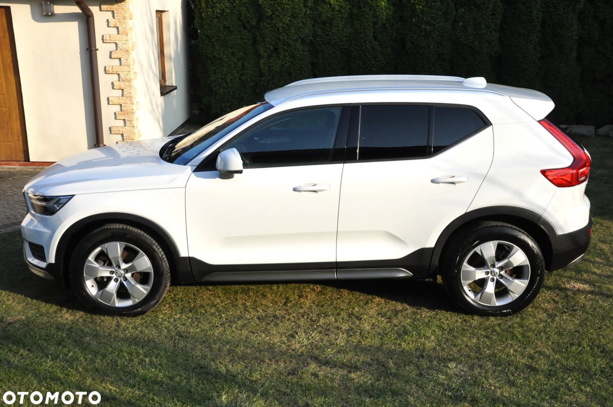 Volvo XC 40 D3 AWD Momentum Pro - 1