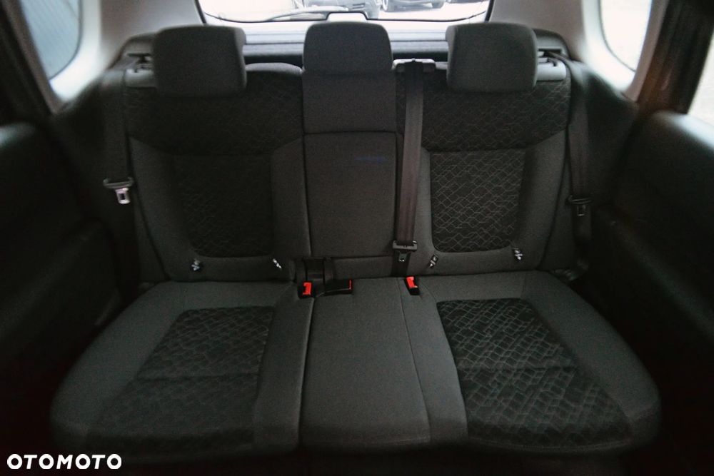 Peugeot 3008 1.6 BlueHDi Active S&S EAT6 - 9