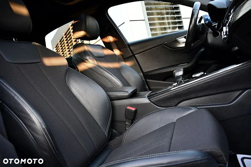 Audi A4 Limousine 2.0 TFSI ultra S tronic sport - 23