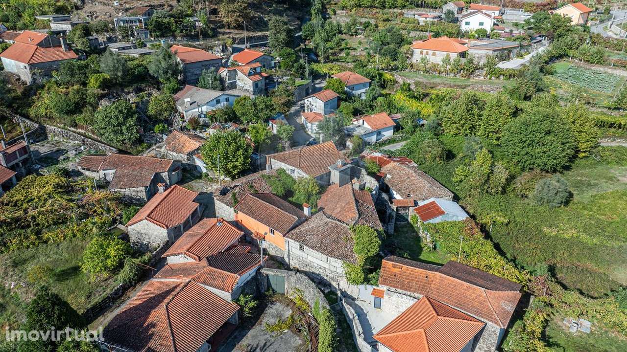 Moradia T3 para venda - Grande imagem: 2/25