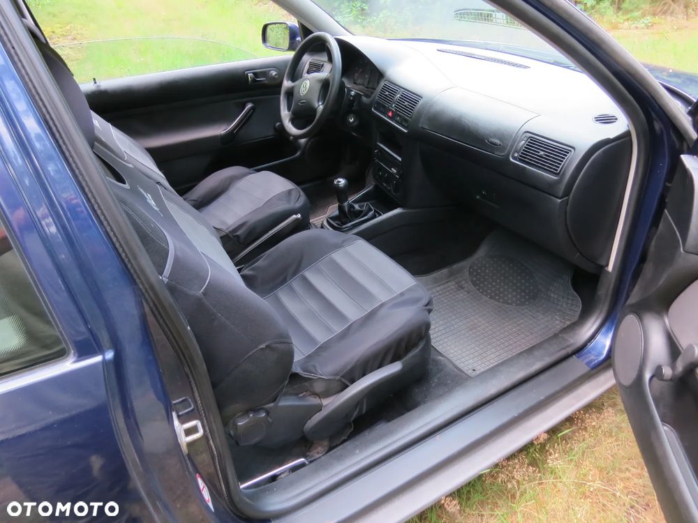 Volkswagen Golf - 13