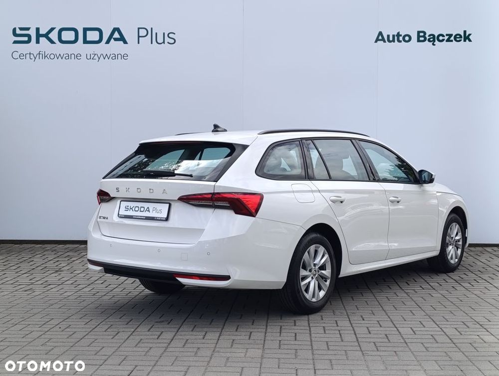 Skoda Octavia 1.5 TSI Essence - 4